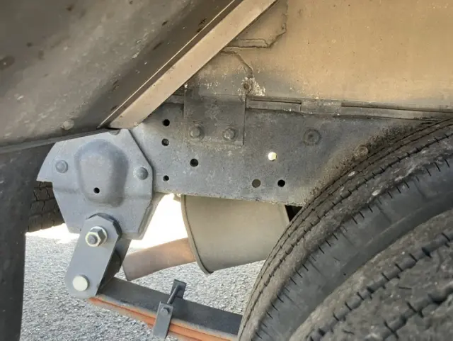 いすゞ エルフ TDG-NKS85AN(4WD)の写真26