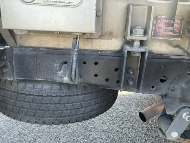 いすゞ エルフ TDG-NKS85AN(4WD)の写真27