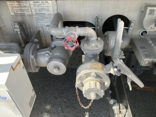 いすゞ エルフ TDG-NKS85AN(4WD)の写真35