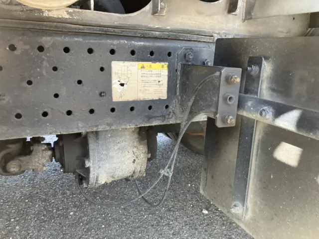 いすゞ エルフ TDG-NKS85AN(4WD)の写真37