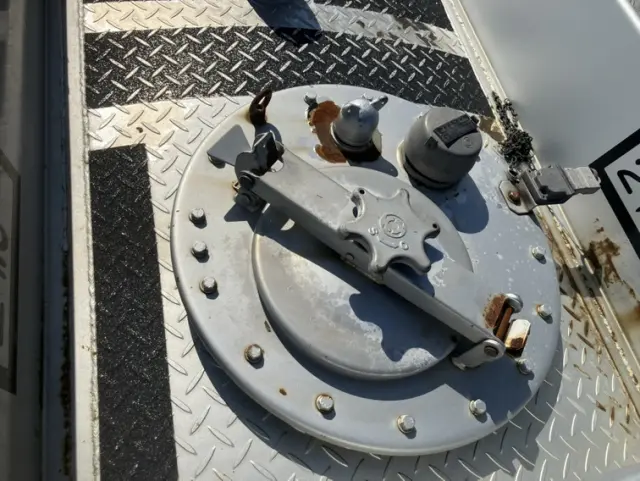 いすゞ エルフ TDG-NKS85AN(4WD)の写真39