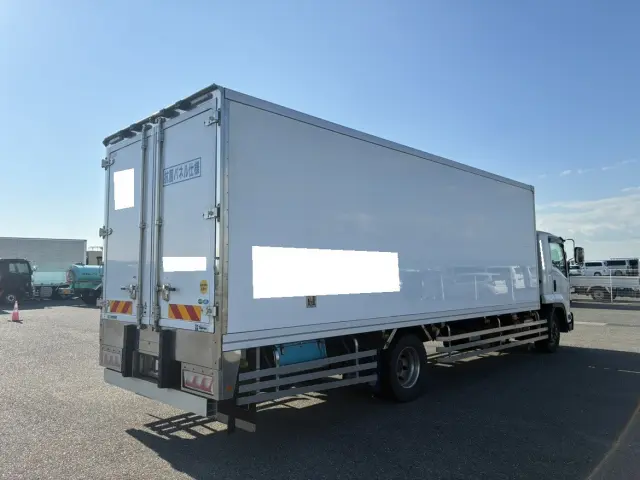 いすゞ フォワード 2PG-FTR90V2(2WD)の写真4