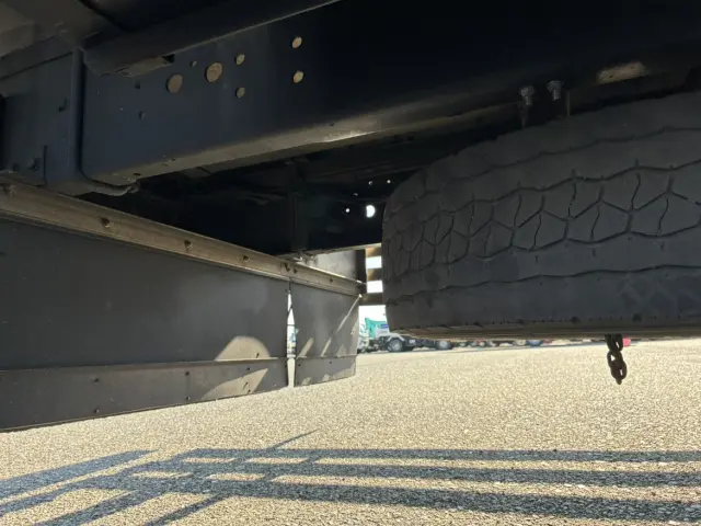 いすゞ フォワード 2PG-FTR90V2(2WD)の写真30