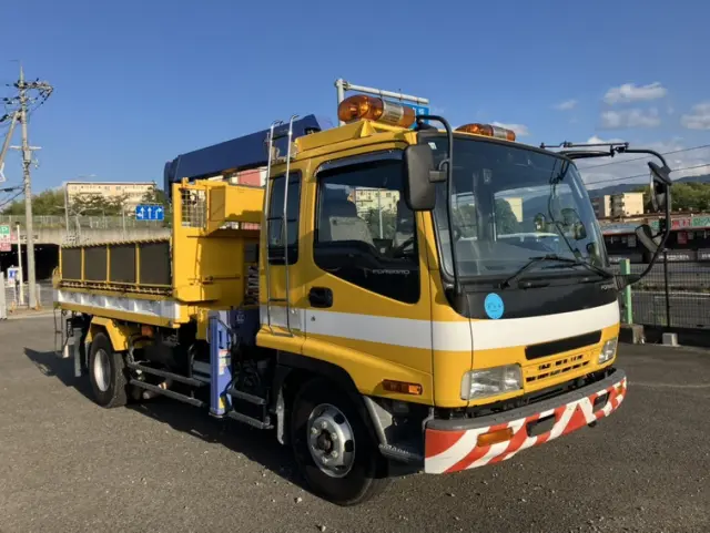 いすゞ フォワード PB-FRR35G3(2WD)の写真4