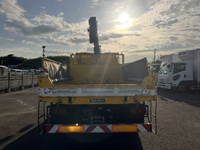 いすゞ フォワード PB-FRR35G3(2WD)の写真6