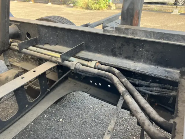 いすゞ フォワード PB-FRR35G3(2WD)の写真17