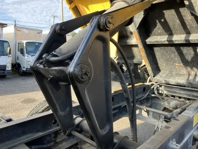 いすゞ フォワード PB-FRR35G3(2WD)の写真22