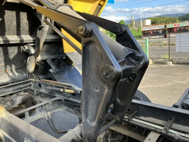 いすゞ フォワード PB-FRR35G3(2WD)の写真23