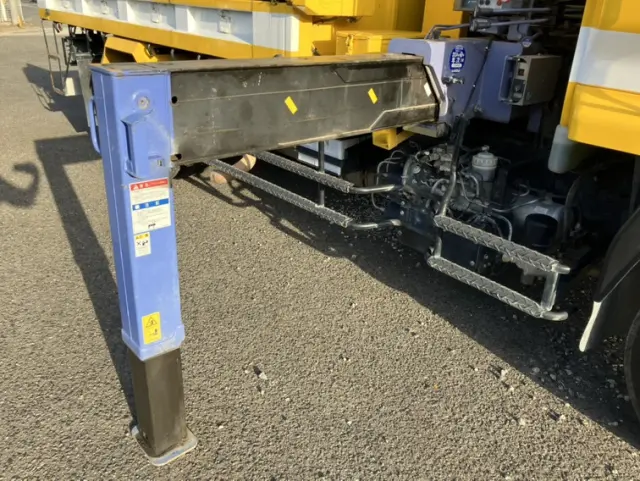 いすゞ フォワード PB-FRR35G3(2WD)の写真28