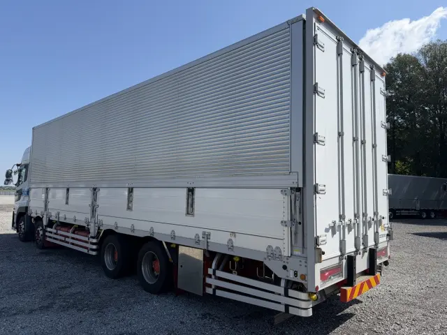 ＵＤ クオン 2PG-CG5CA(8x4)の写真7