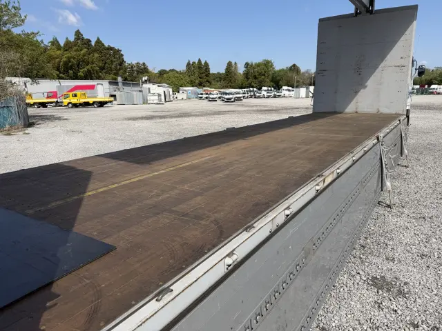 ＵＤ クオン 2PG-CG5CA(8x4)の写真9