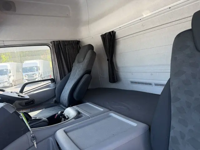 ＵＤ クオン 2PG-CG5CA(8x4)の写真22