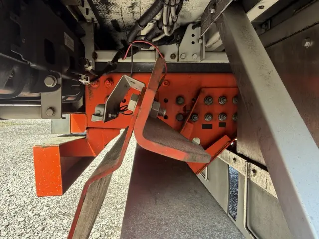 ＵＤ クオン 2PG-CG5CA(8x4)の写真26