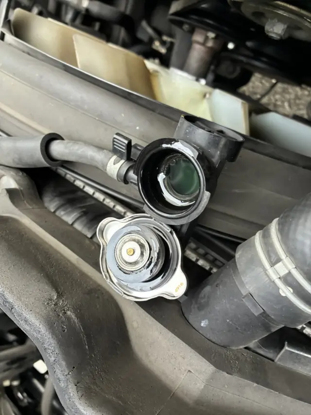 いすゞ エルフ TRG-NLR85AN(2WD)の写真10