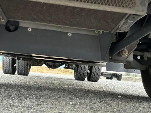 いすゞ エルフ TRG-NLR85AN(2WD)の写真13