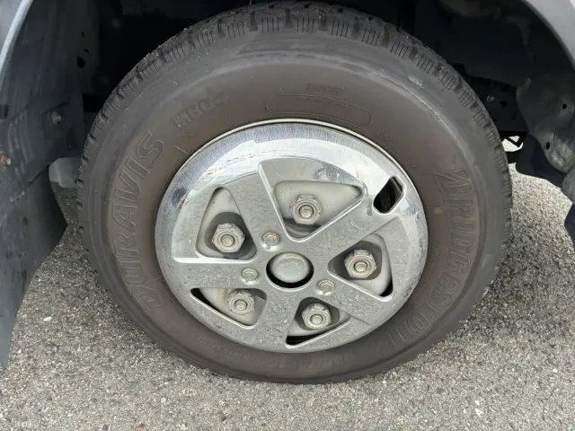 いすゞ エルフ TRG-NLR85AN(2WD)の写真16