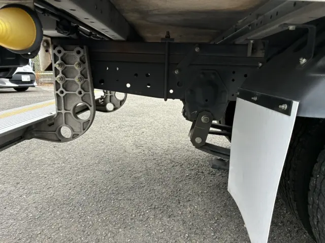 いすゞ エルフ TRG-NLR85AN(2WD)の写真25