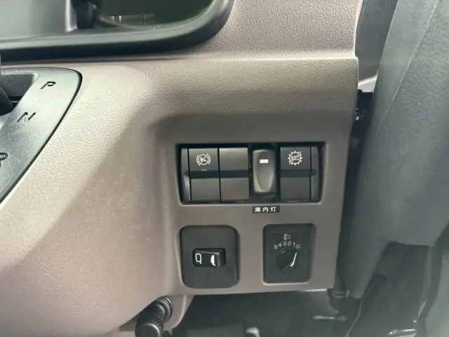 三菱 キャンター 2RG-FBA20(2WD)の写真27