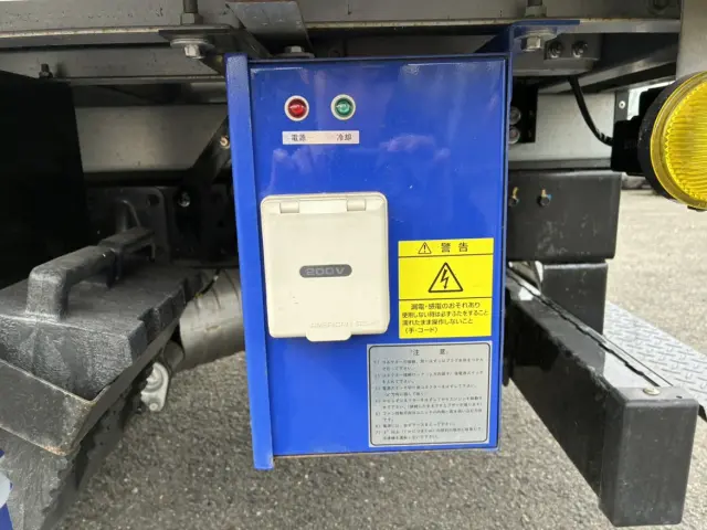 三菱 キャンター 2RG-FBA20(2WD)の写真34