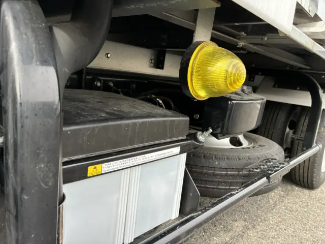 三菱 キャンター 2RG-FBA20(2WD)の写真37