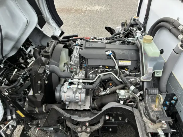 三菱 キャンター 2RG-FBA20(2WD)の写真39