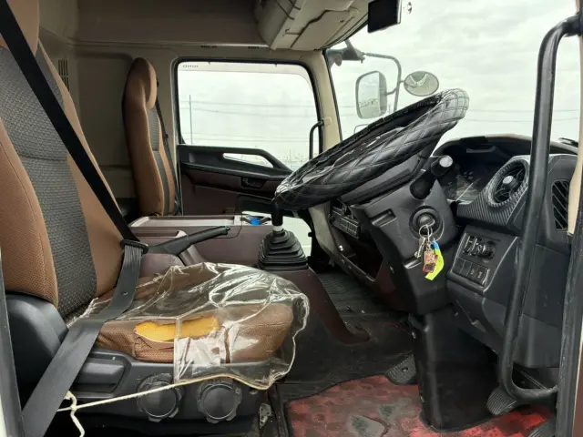 日野 レンジャー 2PG-FD2ABA(2WD)の写真12