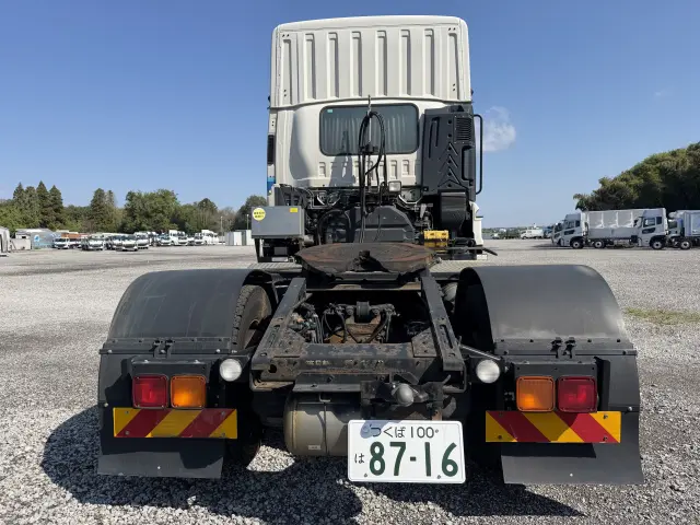 いすゞ ギガ 2KG-EXD52CD(2WD)の写真6