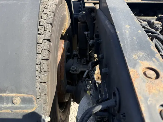 いすゞ ギガ 2KG-EXD52CD(2WD)の写真26