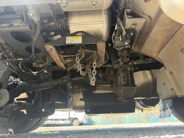 いすゞ ギガ 2KG-EXD52CD(2WD)の写真32