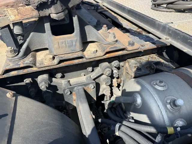 いすゞ ギガ 2KG-EXD52CD(2WD)の写真33