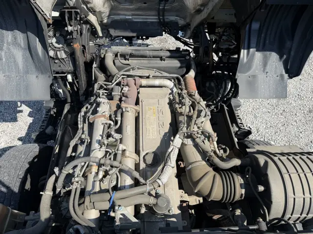 いすゞ ギガ 2KG-EXD52CD(2WD)の写真45