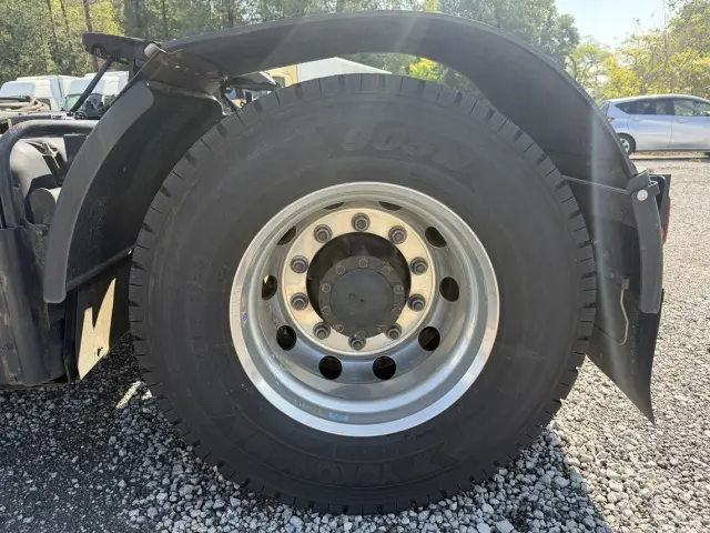 いすゞ ギガ 2KG-EXD52CD(2WD)の写真47