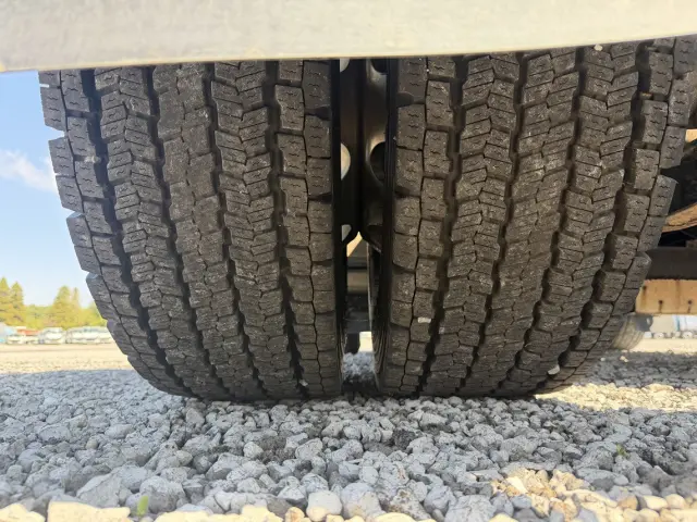 いすゞ ギガ 2KG-EXD52CD(2WD)の写真48