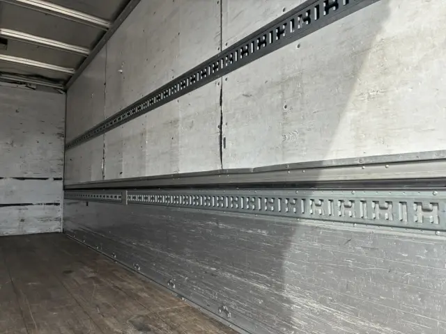 日野 レンジャー 2PG-FD2ABG(2WD)の写真11