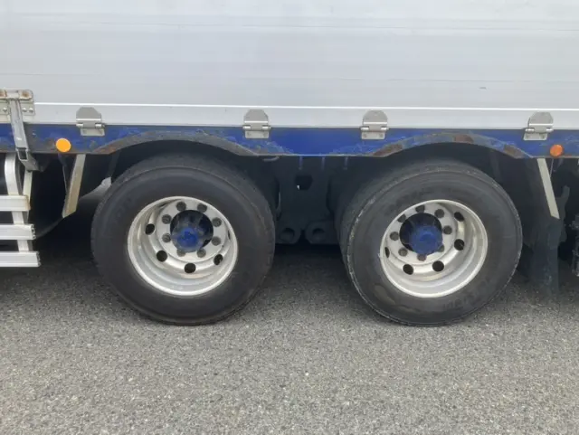 日野 プロフィア 2DG-FW1AHGの写真9