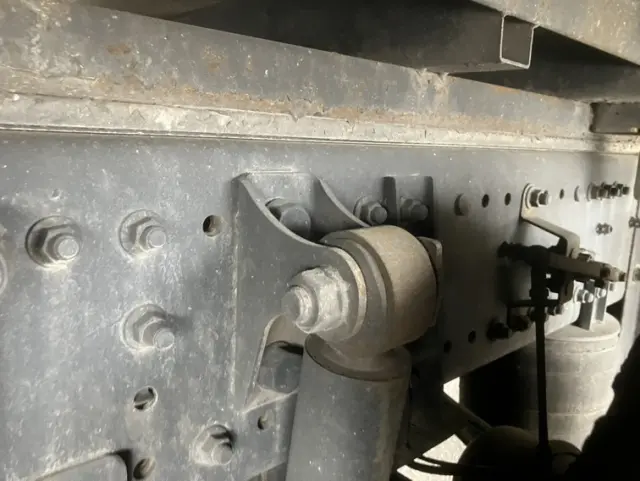 日野 プロフィア 2DG-FW1AHGの写真11