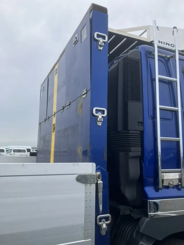 日野 プロフィア 2DG-FW1AHGの写真21