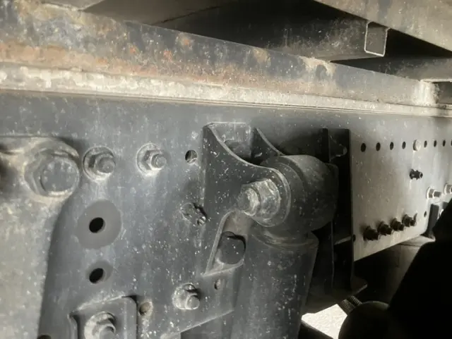 日野 プロフィア 2DG-FW1AHGの写真25