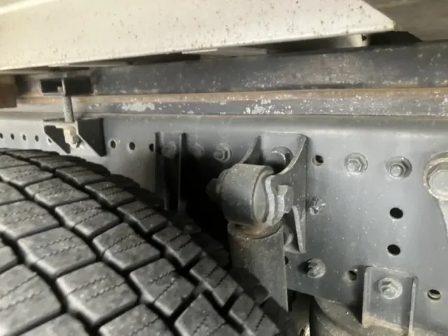 日野 プロフィア 2DG-FW1AHGの写真15