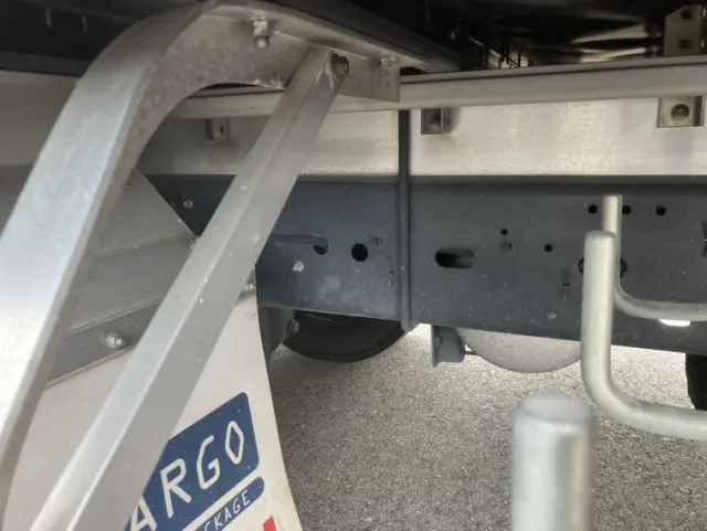 いすゞ フォワード TKG-FRR90T2の写真11