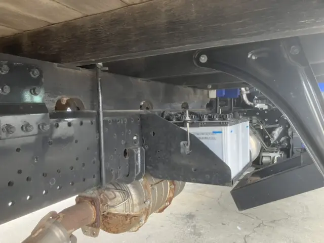 いすゞ フォワード TKG-FRR90S2(2WD)の写真24