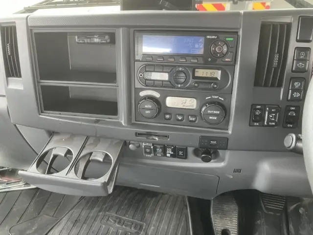 いすゞ フォワード TKG-FRR90S2(2WD)の写真29