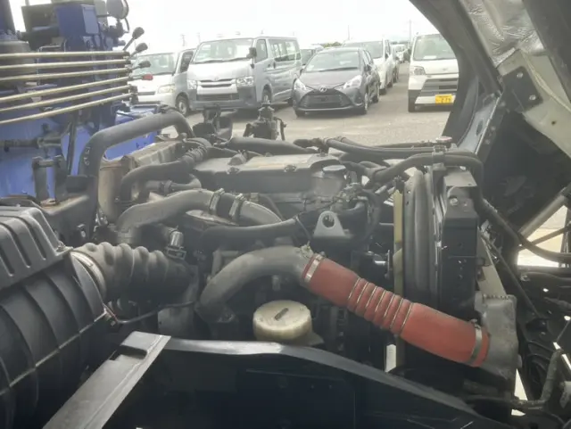 いすゞ フォワード TKG-FRR90S2(2WD)の写真42