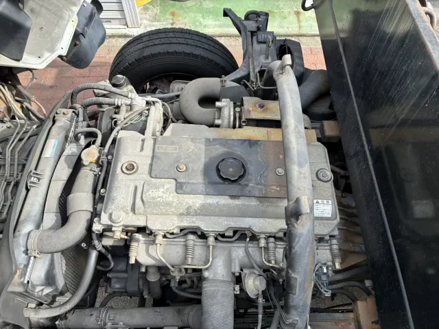 三菱 キャンター KK-FE63DGの写真2