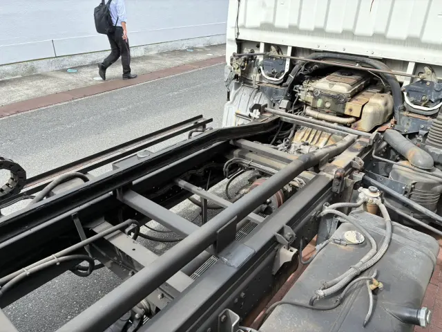 三菱 キャンター KK-FE63DGの写真3