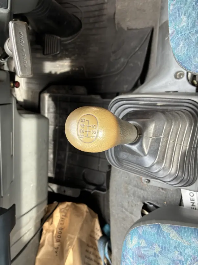 三菱 キャンター KK-FE63DGの写真27