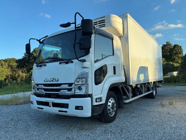 いすゞ フォワード 2PG-FRR90S2(2WD)の写真1