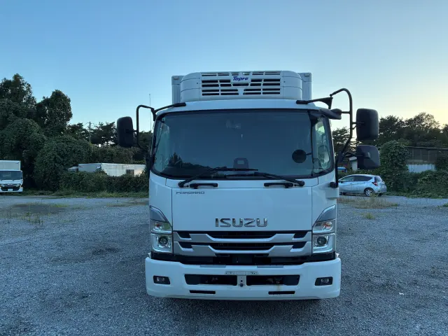 いすゞ フォワード 2PG-FRR90S2(2WD)の写真6
