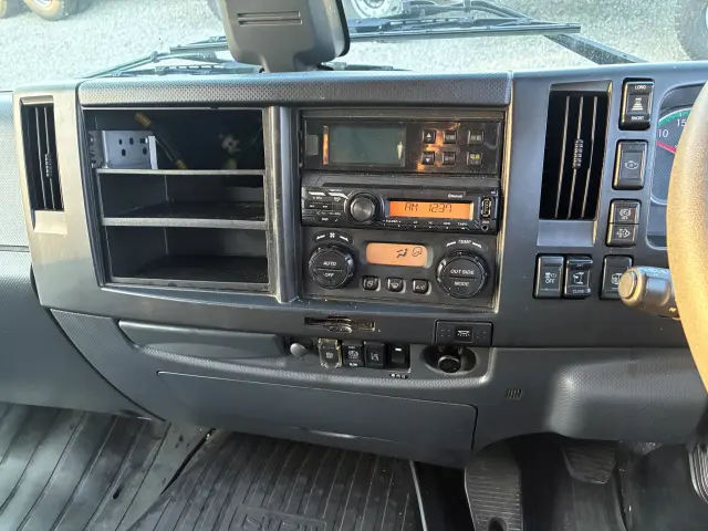 いすゞ フォワード 2PG-FRR90S2(2WD)の写真22