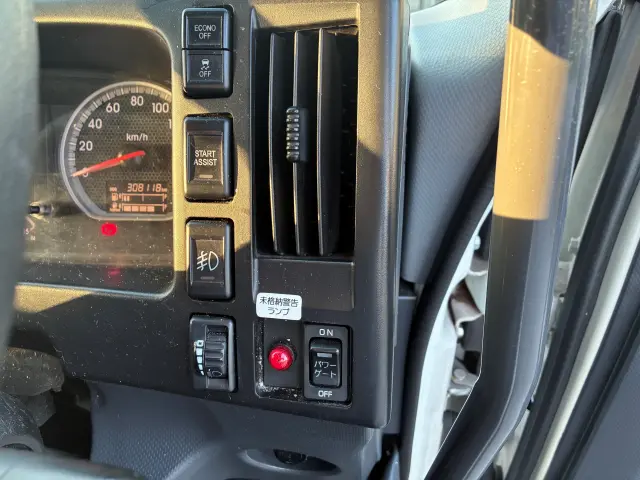 いすゞ フォワード 2PG-FRR90S2(2WD)の写真24